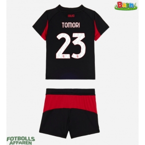 AC Milan Fikayo Tomori #23 Hemmaställ Barn 2025-26 Kortärmad (+ Korta byxor)